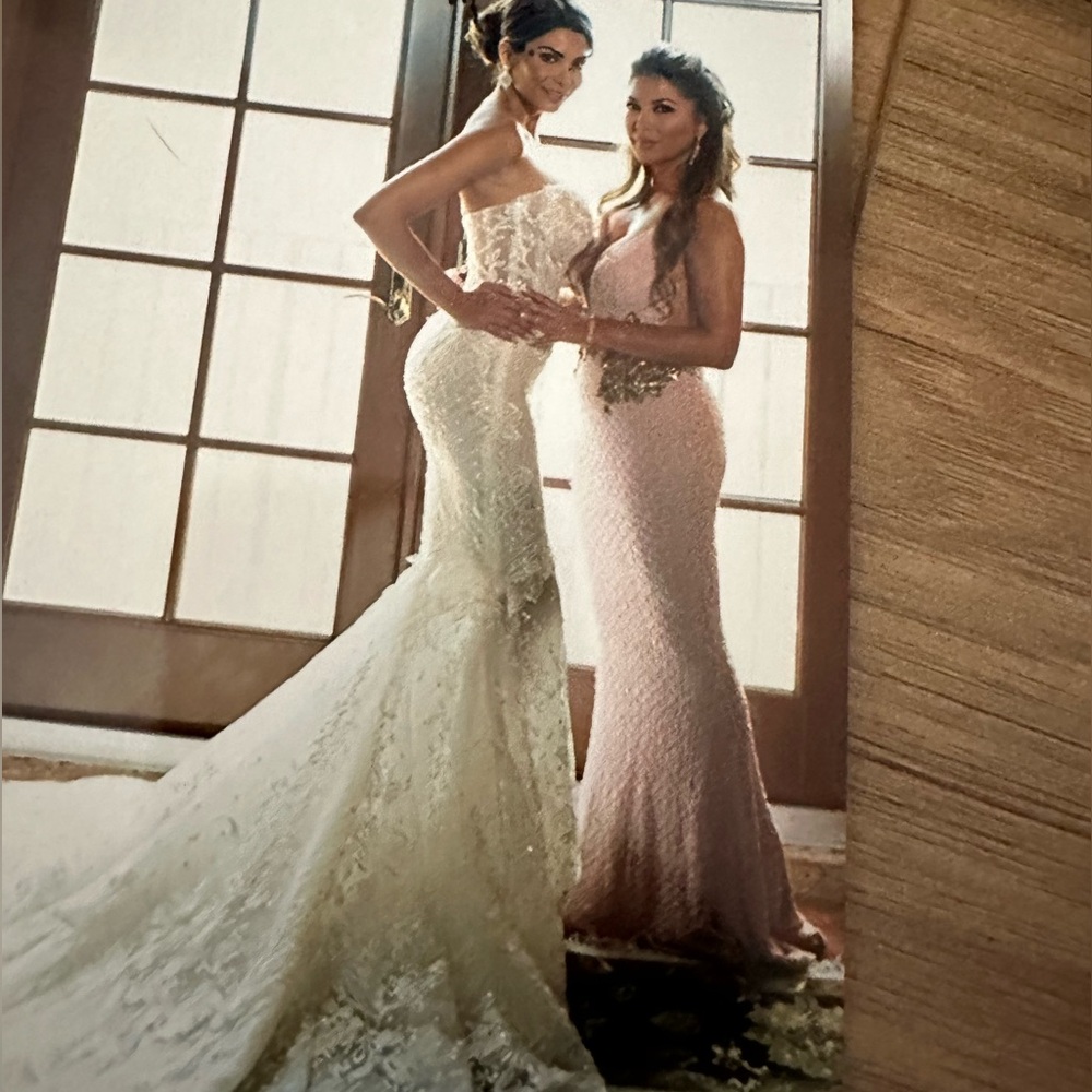 Michael Costello couture evening gown. Size 2. Light pink with gold embroidery